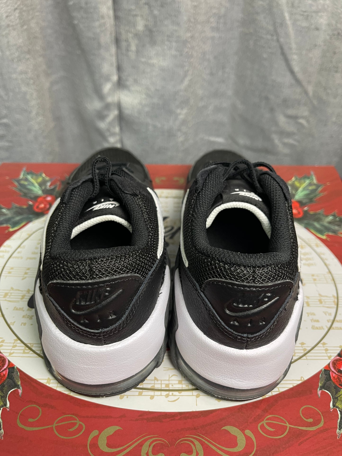 Boys Nike Air Max (Brand New!)